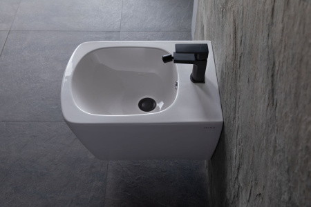 Смеситель Allen Brau Infinity 5.21004-31 (с донным клапаном) черный матовый Смеситель Allen Brau Infinity 5.21004-31 (с донным клапаном) черный матовый