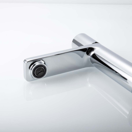 Смеситель для раковины Vincea Vogue VBF-4V3CH, однорычажный, хром