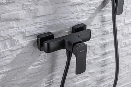 Смеситель Allen Brau Infinity 5.21010-31 черный матовый