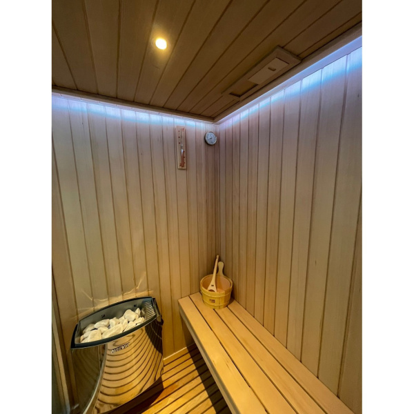 Душевая кабина с сауной Frank F-918 R 180x130 Душевая кабина с сауной Frank F-918 R 180x130