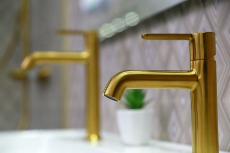 Смеситель для раковины Cezares Eco ECO-LC-BORO-W0 Брашированное золото