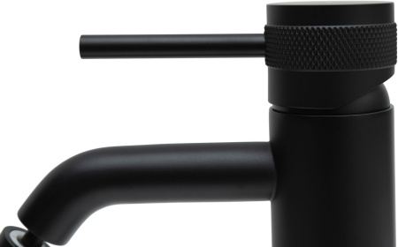 Смеситель Allen Brau Priority 5.31A04-31 (с донным клапаном) черный матовый