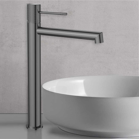 Смеситель для раковины Vincea Desire VBF-1D2GM однорычажный, вороненая сталь