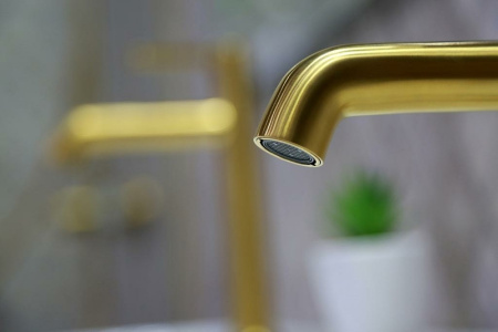 Смеситель для раковины Cezares Eco ECO-LC-BORO-W0 Брашированное золото