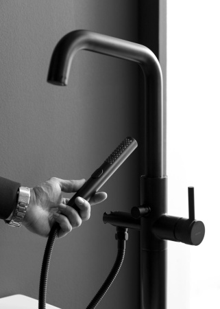 Смеситель Allen Brau Priority 5.31008-31 (с внутренней частью) черный матовый Смеситель Allen Brau Priority 5.31008-31 (с внутренней частью) черный матовый