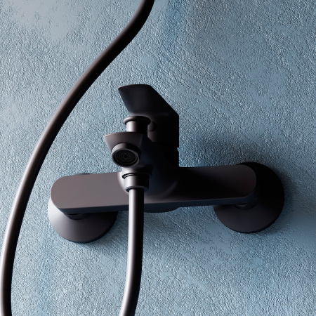 Смеситель для ванны Dorff Prime New D4011022 Черный матовый Смеситель для ванны Dorff Prime New D4011022 Черный матовый