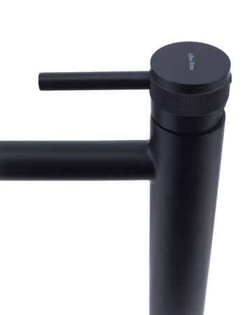 Смеситель Allen Brau Priority 5.31002-31 черный матовый